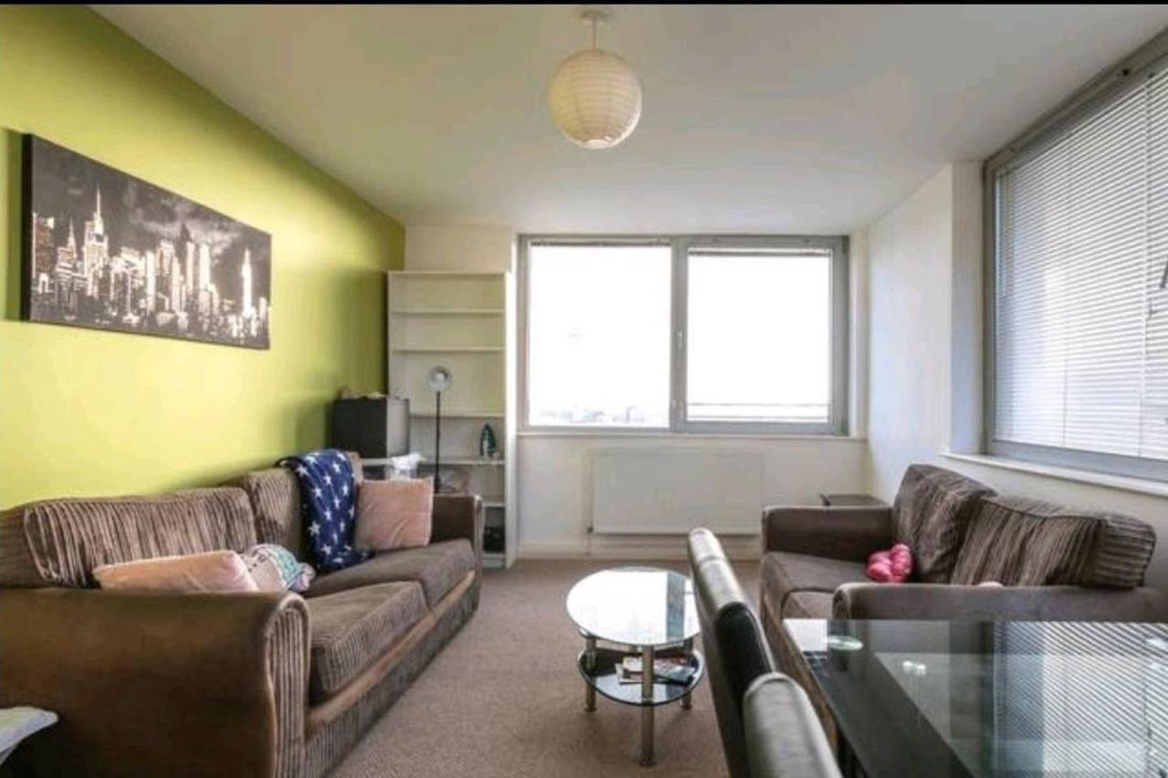 Large 3 Bedrooms In Liverpool City Centre, Free Parking Exterior foto
