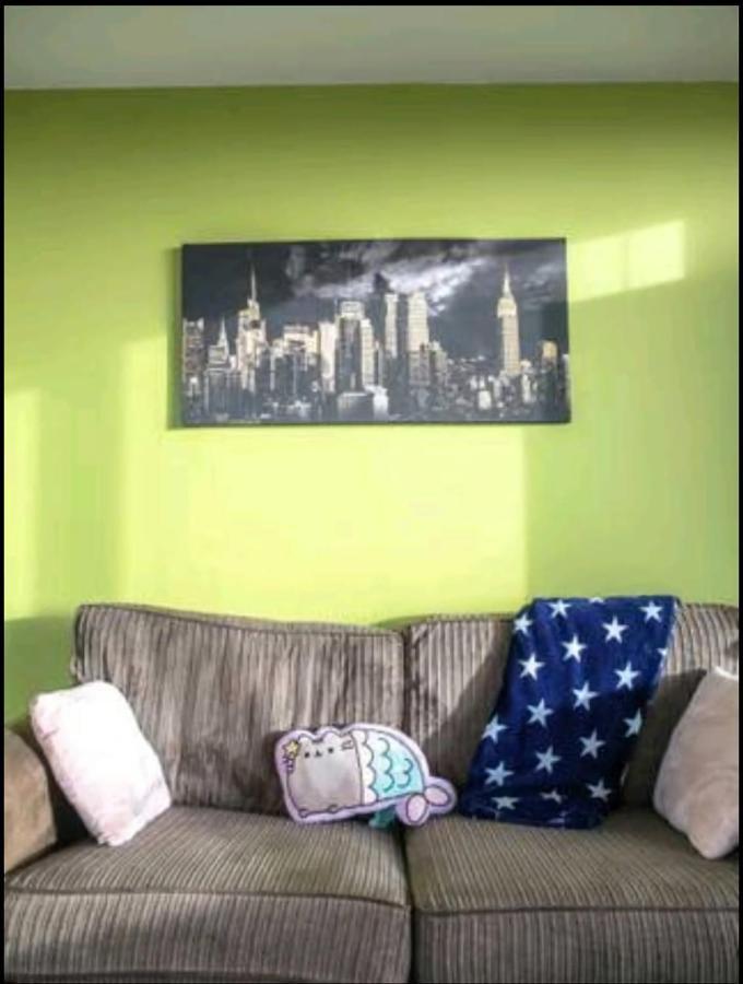 Large 3 Bedrooms In Liverpool City Centre, Free Parking Exterior foto