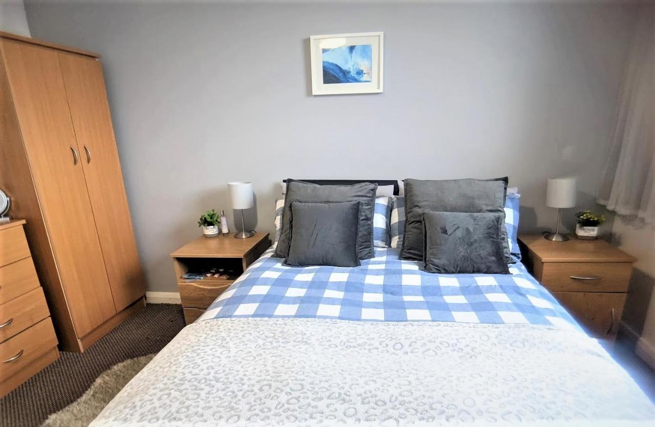 Large 3 Bedrooms In Liverpool City Centre, Free Parking Exterior foto