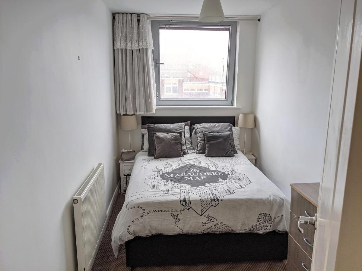 Large 3 Bedrooms In Liverpool City Centre, Free Parking Exterior foto